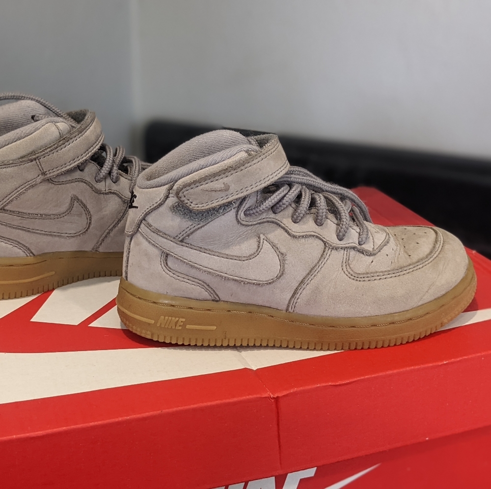 Nike Air Force 1